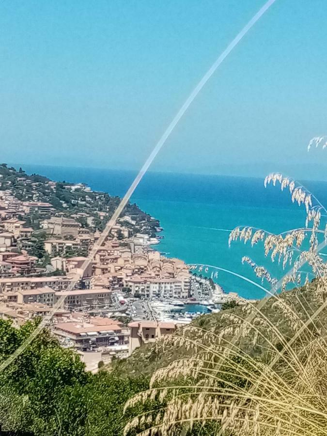 Laetitia Appartement Porto Santo Stefano  Buitenkant foto